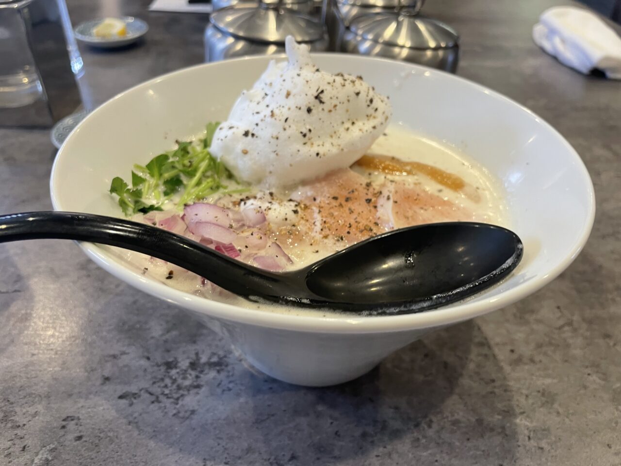 鶏白湯ラーメン