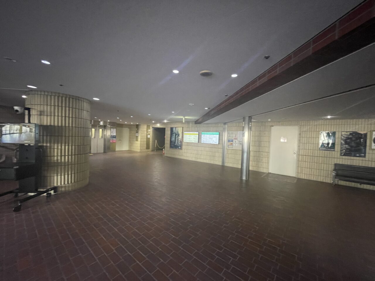 北ガス文化ホール内